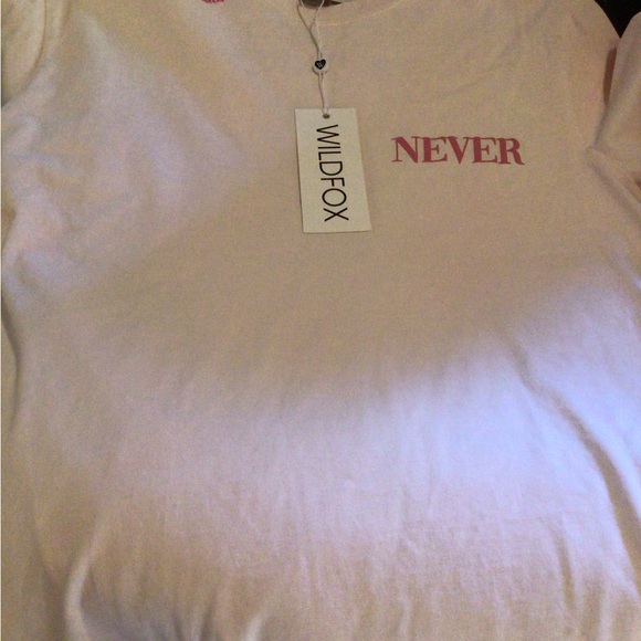 NEW! WILDFOX never name tee 💕 - Picture 5 of 7